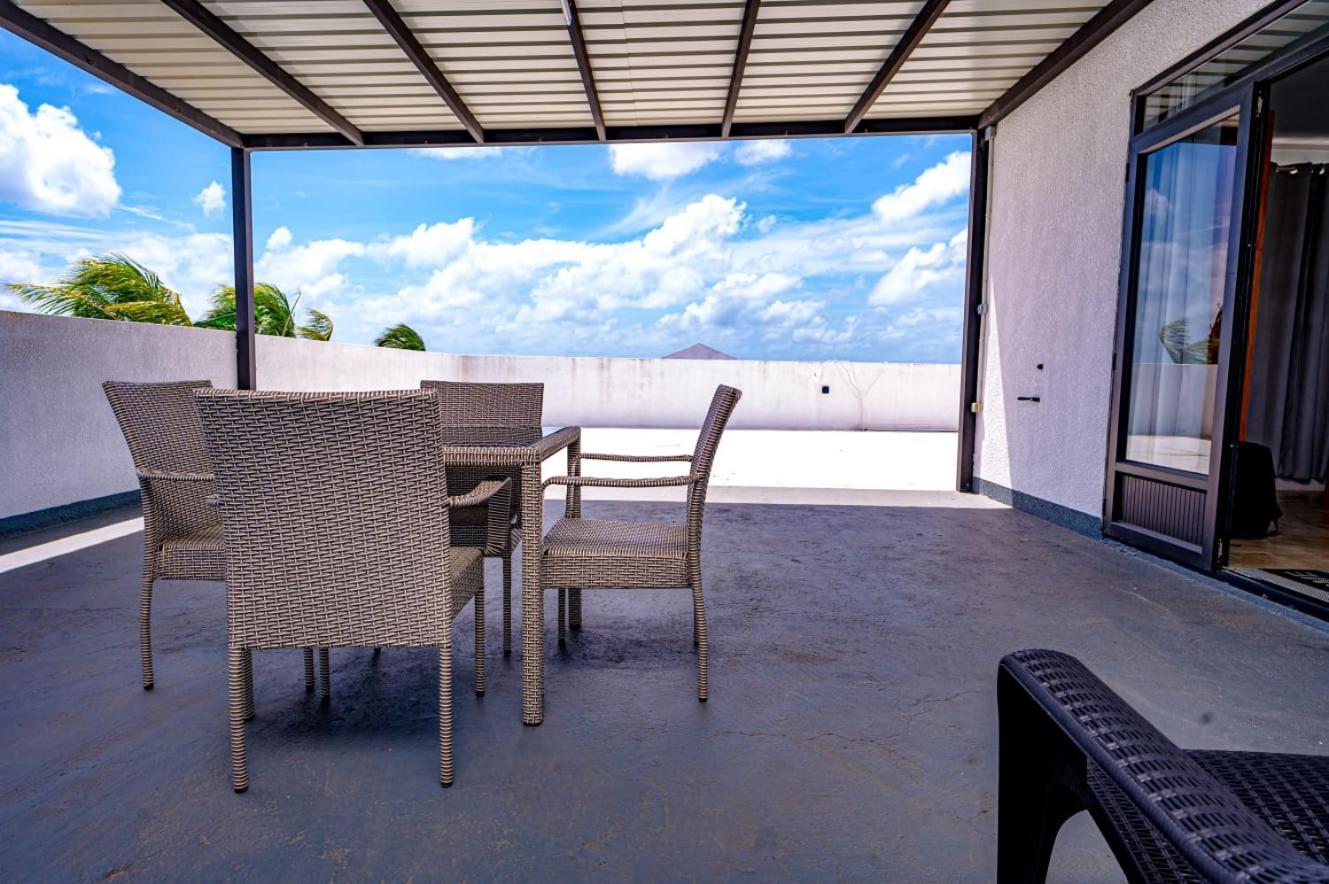 Lotus Lane Apartments Grand Baie Exterior foto
